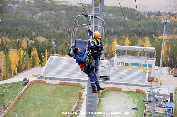 В «Аисте» прошли совместные учения со спасателями (фоторепортаж)