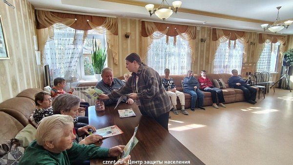 Занятие с отдыхающими в ГАУ КЦ СОН «Золотая осень»