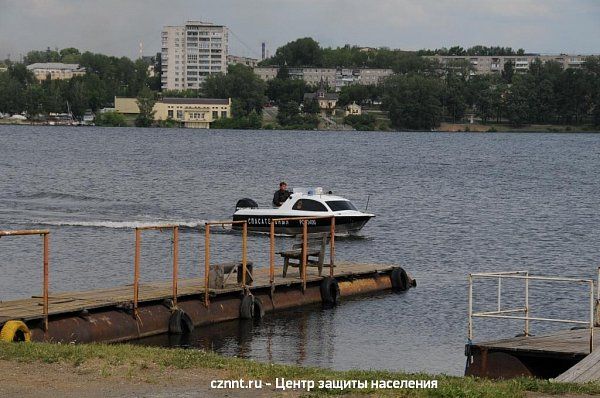 Прошли  тактико-специальные учения  по спасению людей на  водных объектах  города