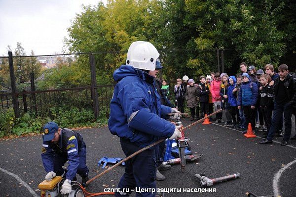 Спасатели провели мастер-класс для учащихся  школы №23