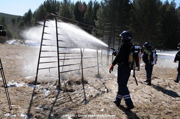Прошли тактико-специальные учения городских служб по ликвидации природных пожаров (фоторепортаж)