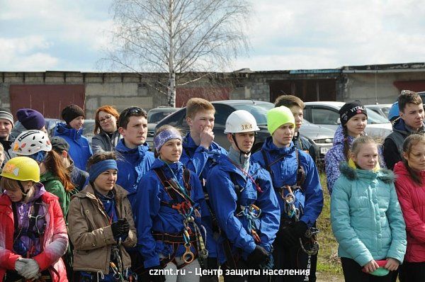 Открытие соревнований "Юный  спасатель-2016"