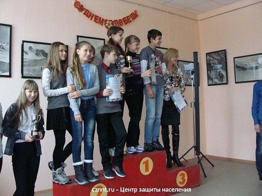 Награды  нашли своих героев:  в  «Полюсе» состоялось награждение школьных команд, победивших в районных соревнованиях «Юный  спасатель»
