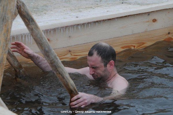 Крещение в Нижнем Тагиле (фоторепортаж)