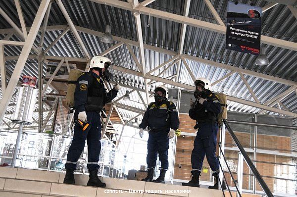 В Торговом центре «ЛИДЕР» прошли внеплановые учения городских оперативных служб по тушению пожара (фоторепортаж)