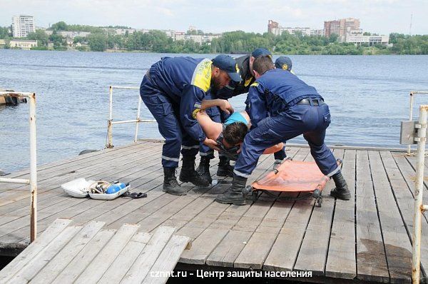 Прошли  тактико-специальные учения  по спасению людей на  водных объектах  города