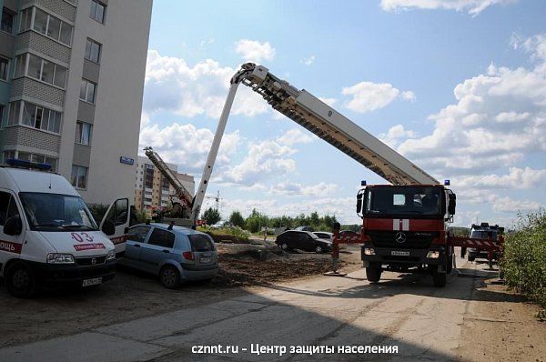 На ГГМ прошли учения оперативных служб города  по отработке взаимодействий при ликвидации возможного пожара в здании повышенной этажности (фоторепортаж)