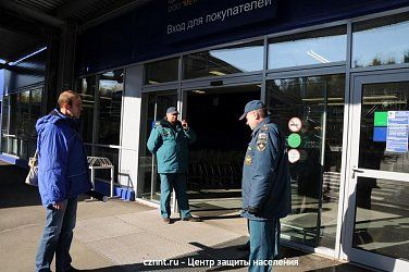 В  торговом центре «МЕТРО» прошли тактико-специальные учения  городских оперативных служб