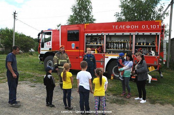  День  безопасности провели детям из п.Чащино специалисты  оперативных служб