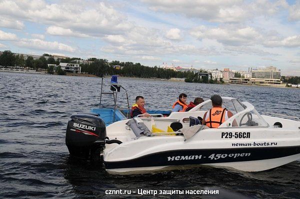 Прошел  совместный  рейд по обеспечению безопасности  на водных объектах г.Н.Тагил (фоторепортаж)