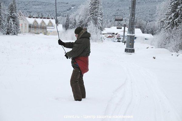 На горе Белой прошли очередные  учения спасателей и сотрудников комплекса (фоторепортаж)