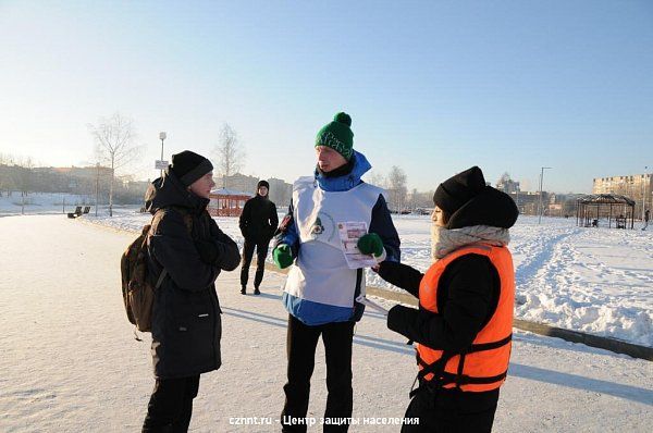 Совместный  рейд по безопасному  льду  провели спасатели и волонтеры