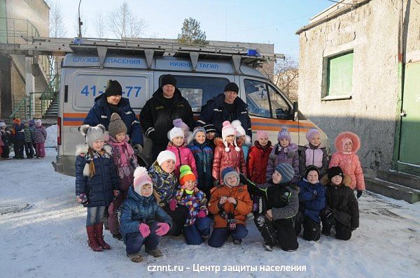 «Мастер-класс» спасателей  прошел в детском саду № 198 на Вагонке
