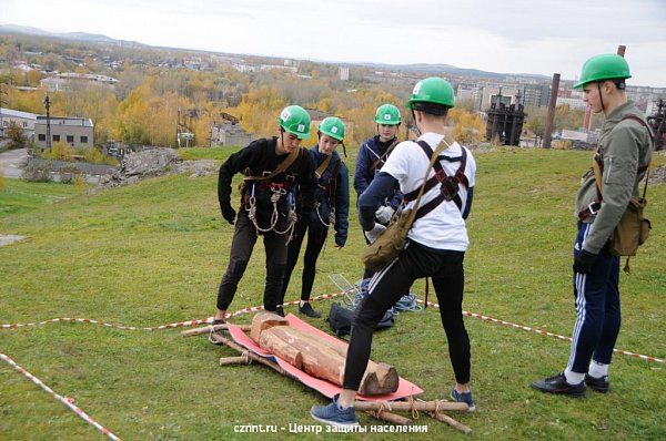 На Лисьей  горе  проходят районные соревнования «Юный спасатель – 2019»