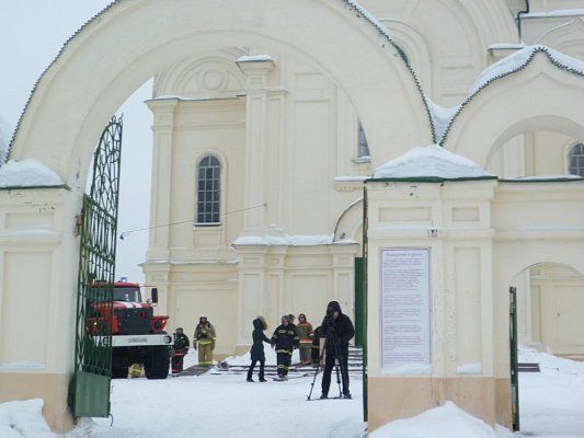 Пожарно-тактические учения прошли в соборе Александра Невского