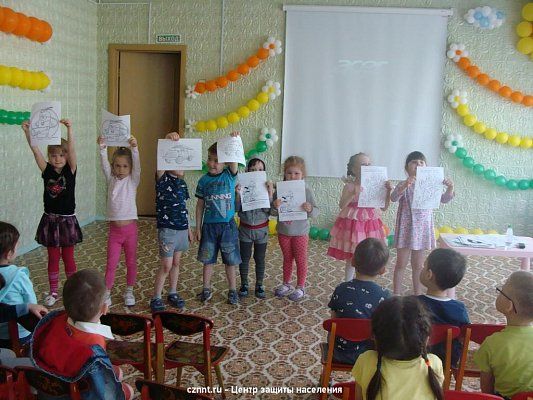 В «Солнышке» прошло занятие с детьми по правилам пожарной безопасности