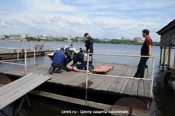 Прошли  тактико-специальные учения  по спасению людей на  водных объектах  города