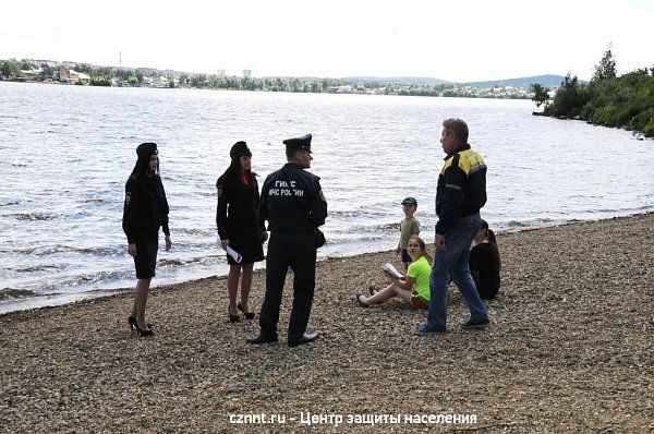 Рейд по местам отдыха  горожан у воды провели сотрудники оперативных служб города.