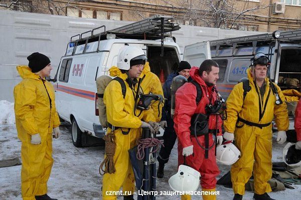 Спасатели провели совместные учения с пожарными-спасателями нижнетагильского гарнизона на базе ПЧ № 54