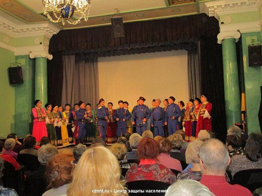 Концерт для ветеранов   в ДК  Окунева