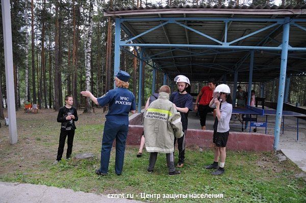 День пожарной  безопасности прошел в детском саду с.Николо-Павлоское и  ЗОЛ «Леневский» (фоторепортаж)