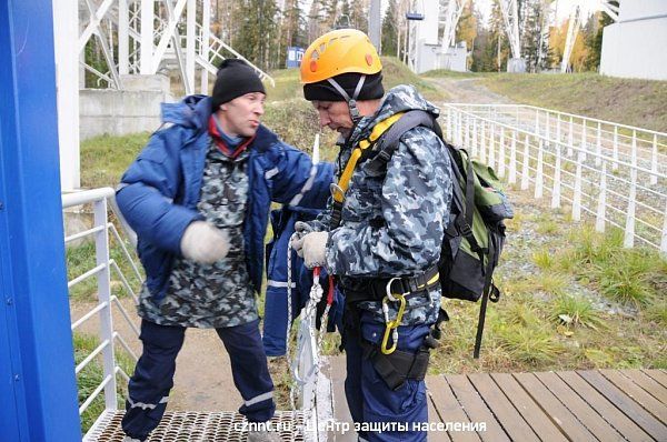 В «Аисте» прошли совместные учения со спасателями (фоторепортаж)