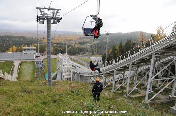 В «Аисте» прошли совместные учения со спасателями (фоторепортаж)