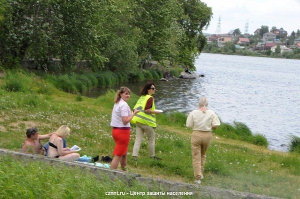 Специалисты оперативных служб провели совместный рейд по Выйскому пруду и парку Народный