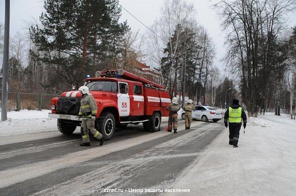 Прошли совместные учения оперативных служб города по отработке взаимодействий при ДТП (фоторепортаж)