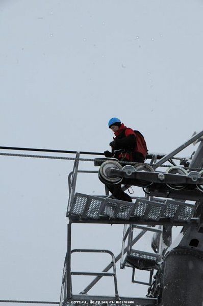 На горе Белой прошли учения спасателей и сотрудников комплекса (фоторепортаж)