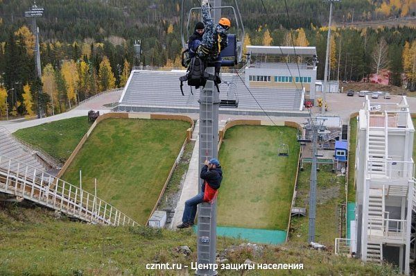 В «Аисте» прошли совместные учения со спасателями (фоторепортаж)