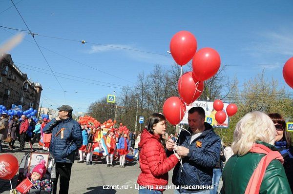 МБУ"Центр защиты  населения и территории г.Н.Тагил" на параде в честь Дня  победы (фоторепортаж)