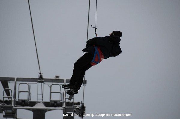 На горе Белой прошли очередные  учения спасателей и сотрудников комплекса (фоторепортаж)