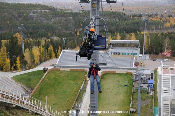 В «Аисте» прошли совместные учения со спасателями (фоторепортаж)