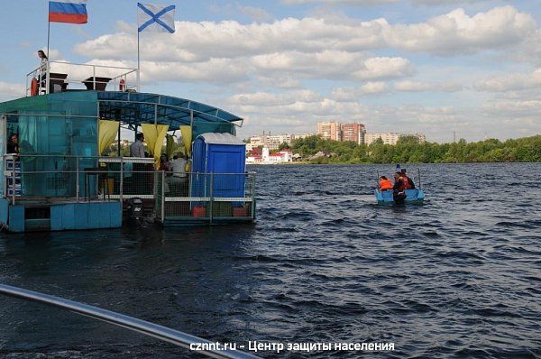 Прошел  совместный  рейд по обеспечению безопасности  на водных объектах г.Н.Тагил (фоторепортаж)