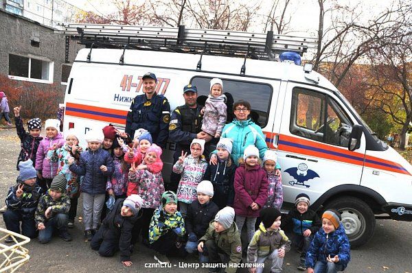 Спасатели провели в «Радости» мастер-класс для дошколят 
