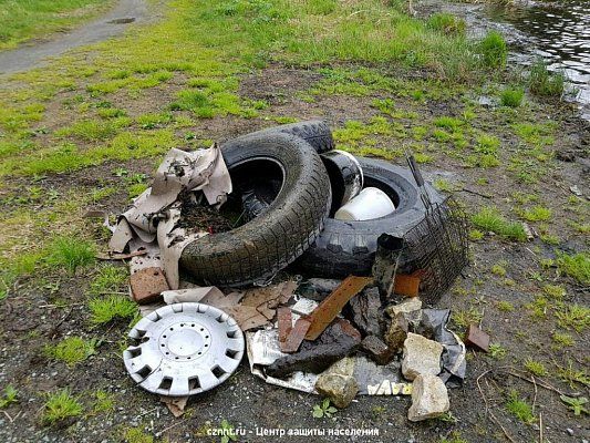 Тагильские водолазы проводят очистку дна водоемов