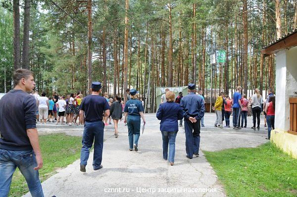 День пожарной  безопасности прошел в детском саду с.Николо-Павлоское и  ЗОЛ «Леневский» (фоторепортаж)