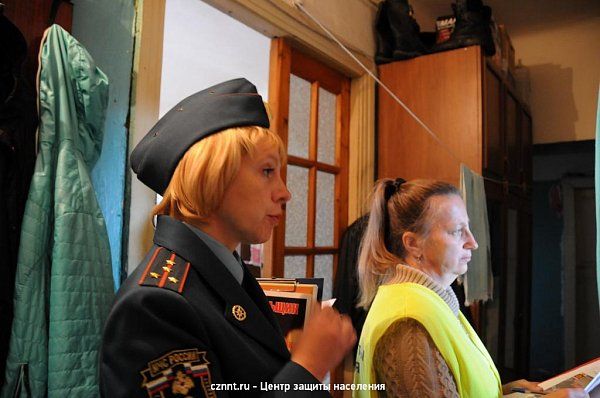 Совместный рейд по установке пожарных извещателей в многодетных семьях, прошел в  Ленинском районе