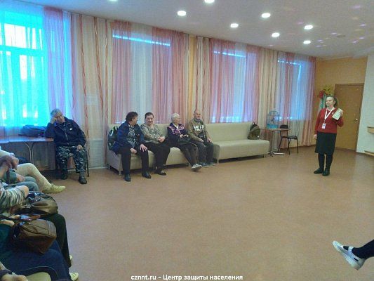 Проведены занятия с отдыхающими Комплексного центра социального обслуживания населения Ленинского района