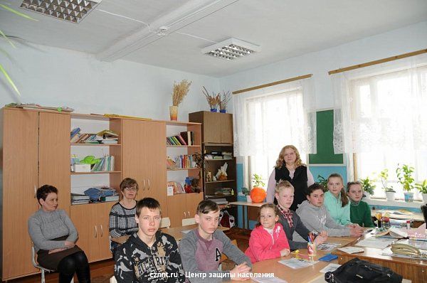 Профилактические беседы по безопасности прошли  в школе № 12 п.Усть-Утка